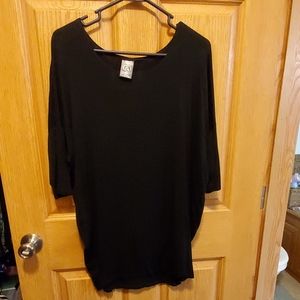 Black Agnes and Dora Dolman medium tunic.